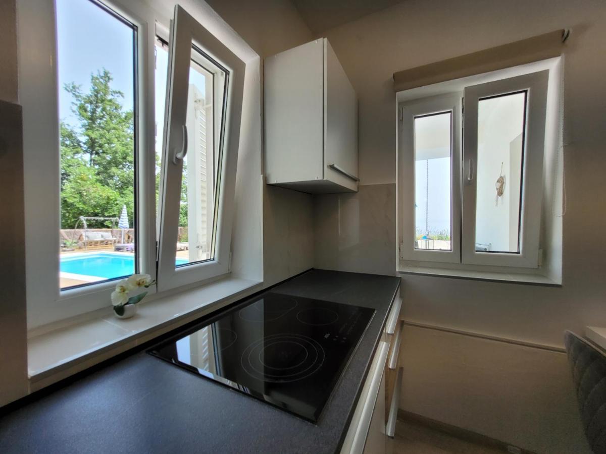 Ferienwohnung Mit Pool Kroatien Mit Meerblick Und Pool لوفغان المظهر الخارجي الصورة